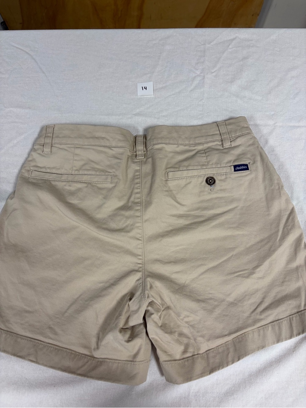 Women’s Chubbies Khaki shorts size 30 - Picture 2 of 6